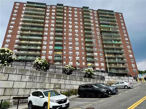 1853 Central Park Ave #6F, Yonkers, NY 10710