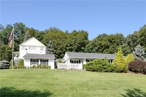 14 Brisman Dr, Thiells, NY 10984