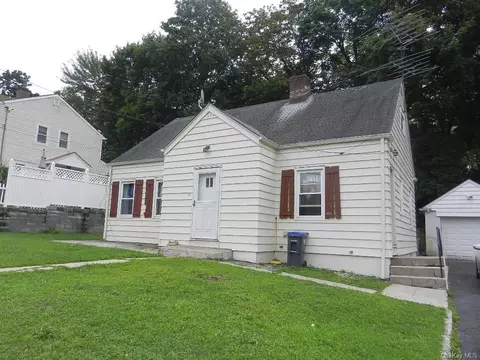 12 Beaver Hill Rd, Greenburgh, NY 10523