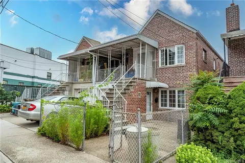 1513 Seminole St, Bronx, NY 10461