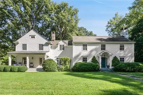 25 Cartway Ln W, Bedford, NY 10506