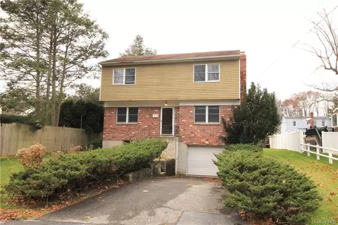 3 Commerce St, White Plains, NY 10605