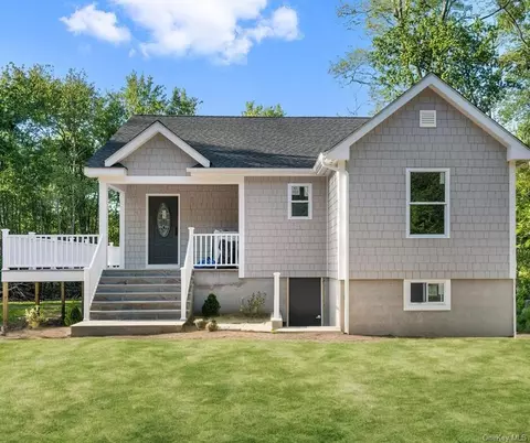 1794 Amazon Rd, Yorktown, NY 10547