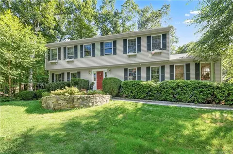 46 Old Oscaleta Rd, Lewisboro, NY 10590