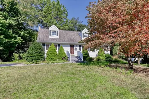 24 Williams St, Clarkstown, NY 10956