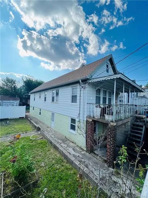 221 Husson Ave, Bronx, NY 10473