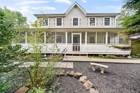 53 Elvis Blvd, Chester, NY 10918