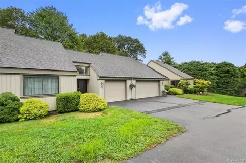 495 Heritage Hls #B, Somers, NY 10589