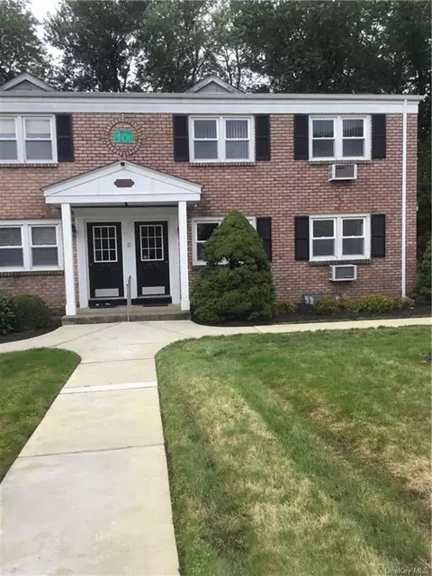 10 Normandy #2, Clarkstown, NY 10954