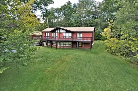 55 Lena Rd, Forestburgh, NY 12777