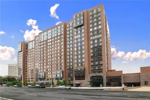 4 Martine Ave #316, White Plains, NY 10606