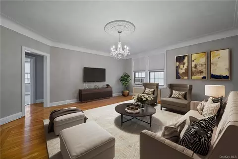 26 Pondfield Rd W #4F, Yonkers, NY 10708