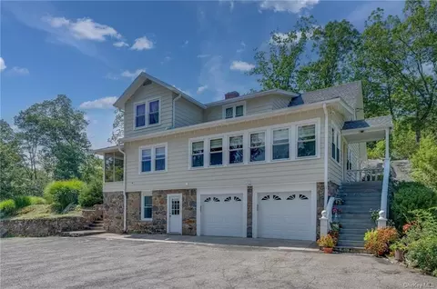 805 Hanover St, Yorktown, NY 10598