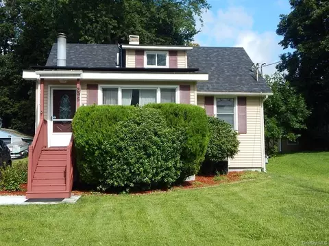 295 Highland Ave, Wallkill, NY 10940