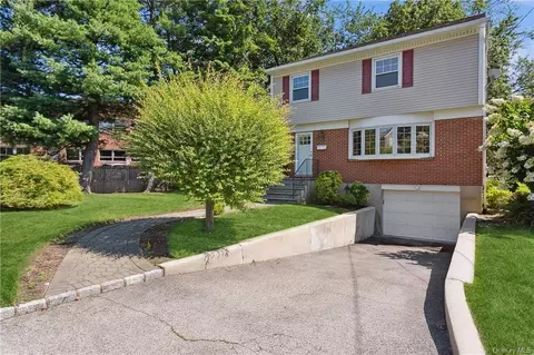 4 Orchard St, Eastchester, NY 10709