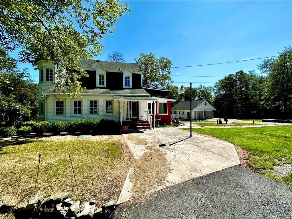 180 Yulan Barryville Rd  