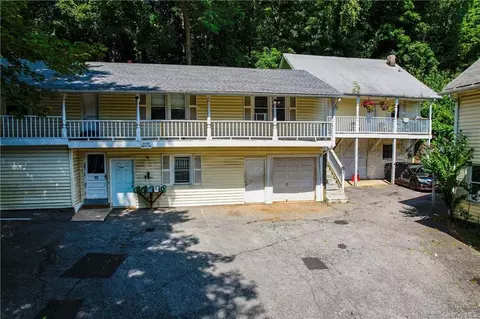 90 Maple Ave, Mount Kisco, NY 10549