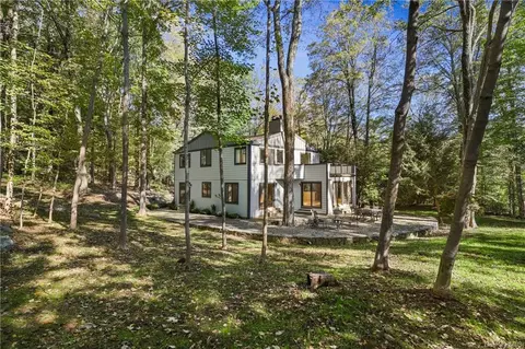 192 Westchester Ave, Pound Ridge, NY 10576