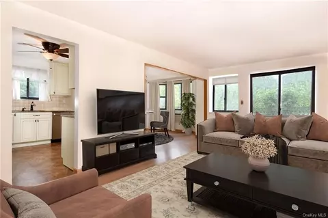 5807 Fieldston Rd #D3, New York, NY 10471