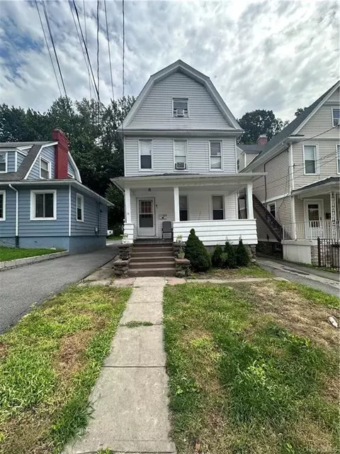 414 Park Hill Ave, Yonkers, NY 10705