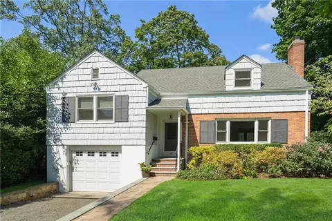 14 Dante St, Larchmont, NY 10538