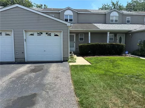 27-60 Schleigel Blvd, Amityville, NY 11701