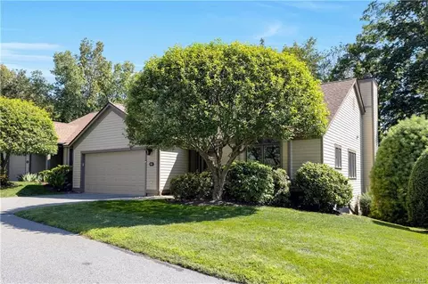 706 Heritage Hls #B, Somers, NY 10589