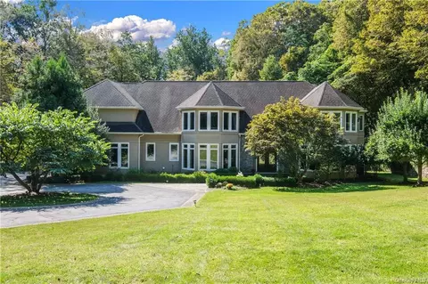 6 Trails End, New Castle, NY 10514