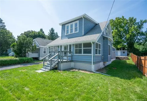 65 Violet Ave, Poughkeepsie, NY 12601