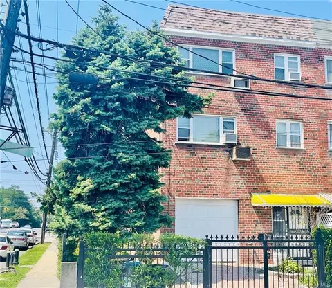 3901 Duryea Ave, Bronx, NY 10466