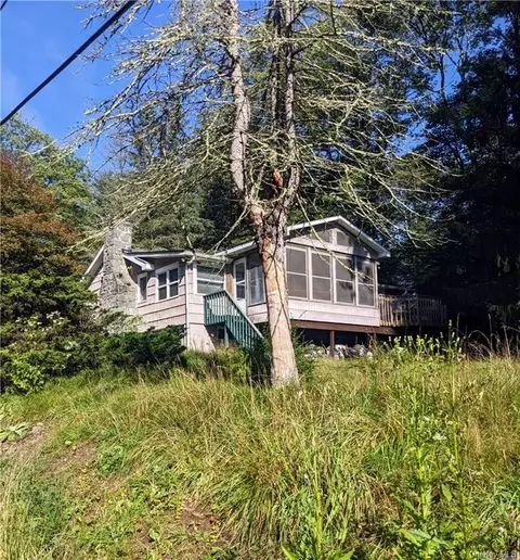 50 Seminole Trl S, Monticello, NY 12701