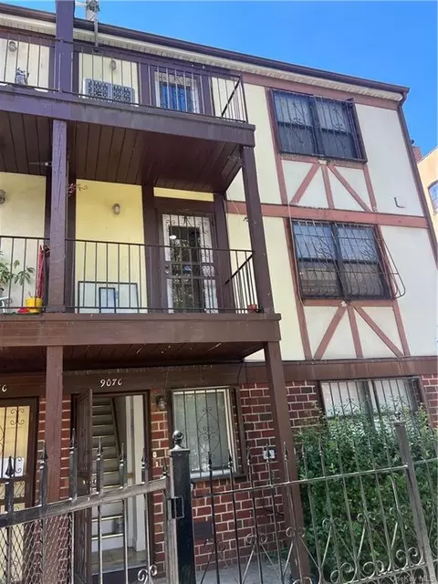 907 Prospect Ave #C, New York, NY 10459