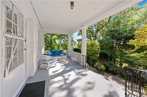 71 Dorchester Ave, Greenburgh, NY 10706