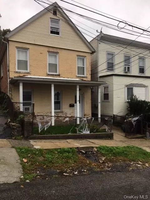 6 Harty St, Yonkers, NY 10701