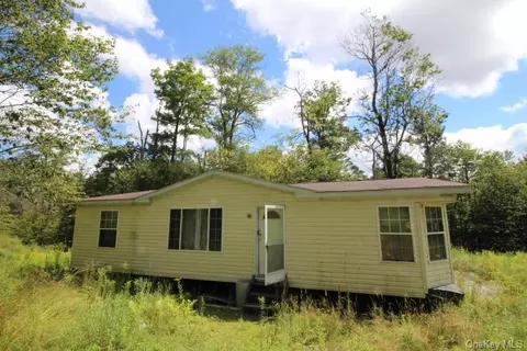 995 Shandelee Rd, Callicoon, NY 12758
