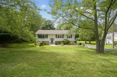 34 Everett Rd, Carmel, NY 10512