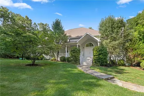 9 Beaver Pond Ln, Lewisboro, NY 10590