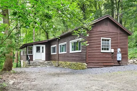 70 Karlsen Lake Rd, Southeast, NY 10509