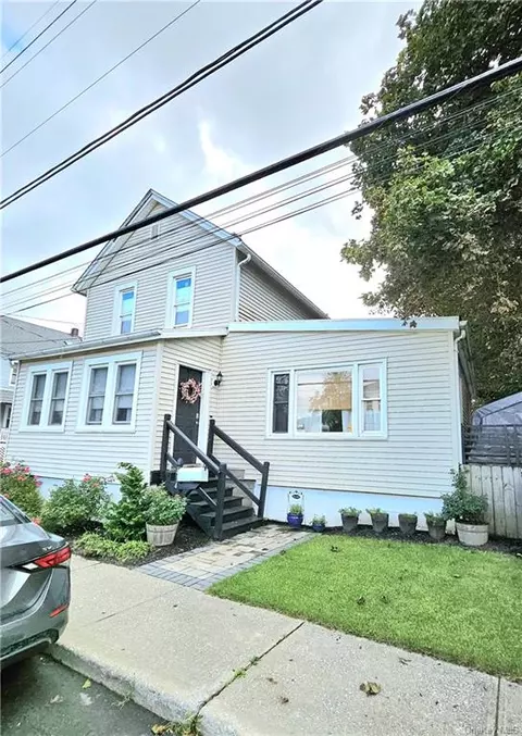 414 Tower Ave, Maybrook, NY 12543