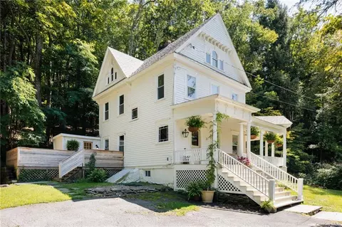 2 Stone Arch Rd, Delaware, NY 12750