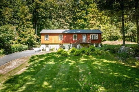 488 Holmes Rd, Holmes, NY 12531
