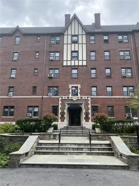 620 Pelhamdale Ave #54, Pelham, NY 10803