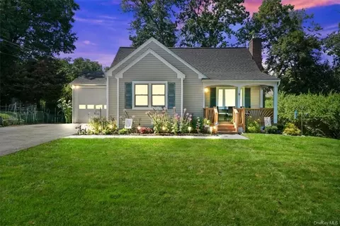 9 Summit Pl, Monroe, NY 10950
