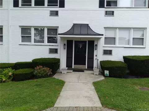 1 Avon Cir #B, Rye, NY 10573