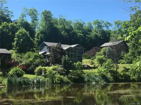 6 Arthurs Way, Ramapo, NY 10977
