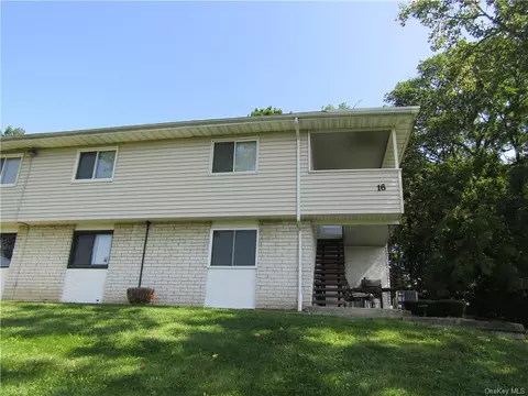 1606 Baldwin Ln #16F, Newburgh, NY 12550