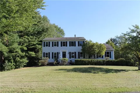 2 Elm Ct, La Grange, NY 12603
