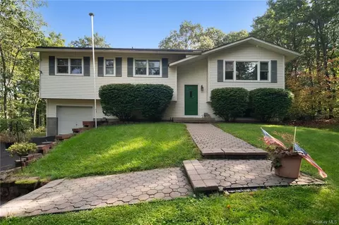 31 Conklin Rd, Warwick, NY 10990