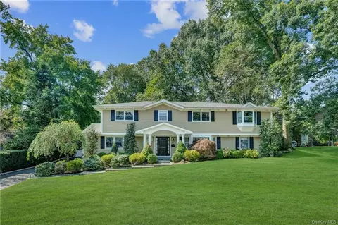 28 Country Ridge Cir, Rye, NY 10573