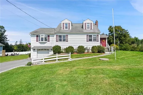 84 Lakeview Dr, Southeast, NY 10509